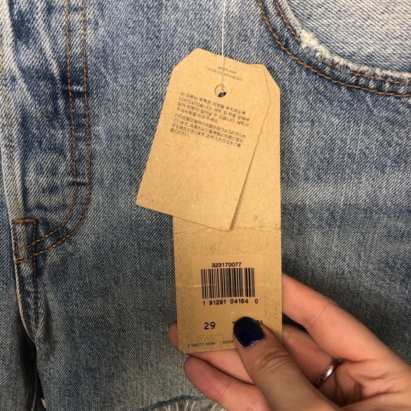 Levi's 501 Mid Rise Cut Off Denim Shorts Size 29 - Picture 4 of 8